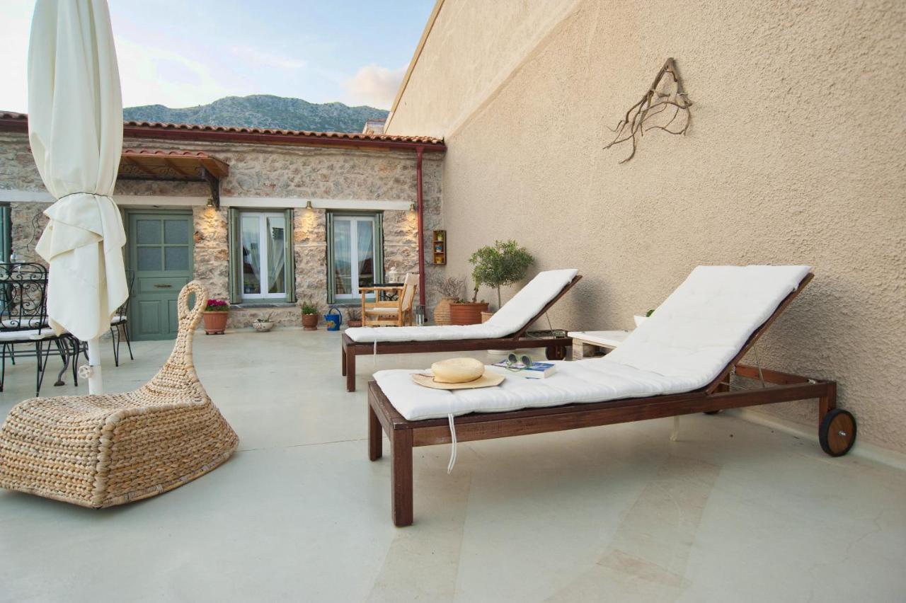 Guesthouse Simou With View 3 Bedrooms Arachova Esterno foto