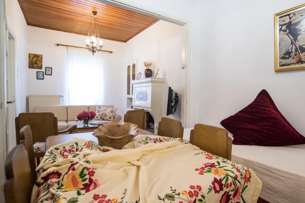 Guesthouse Simou With View 3 Bedrooms Arachova Esterno foto