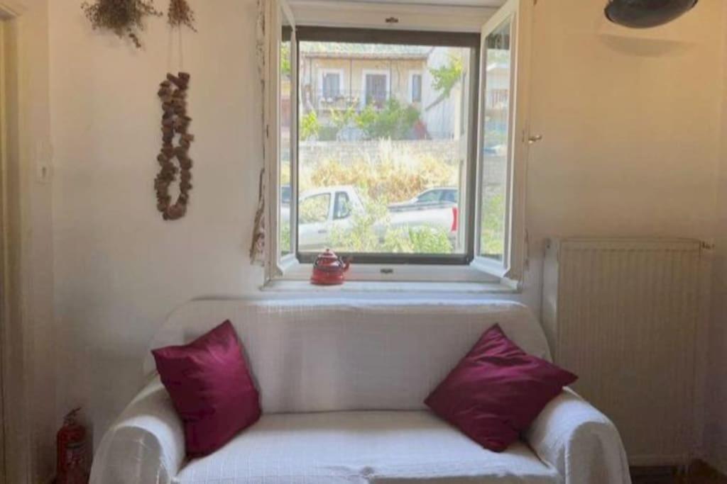 Guesthouse Simou With View 3 Bedrooms Arachova Esterno foto
